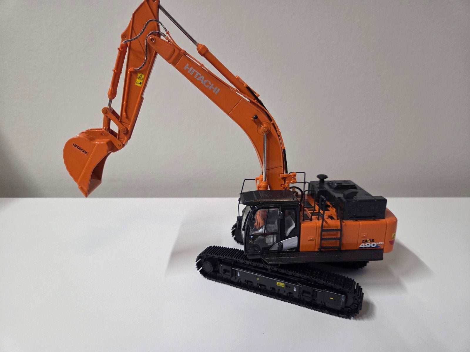 Hitachi ZX490LCH-6 Rupskraan TMC 1:50 Model, Ophalen of Verzenden, Nieuw, Hijskraan, Tractor of Landbouw, Conrad