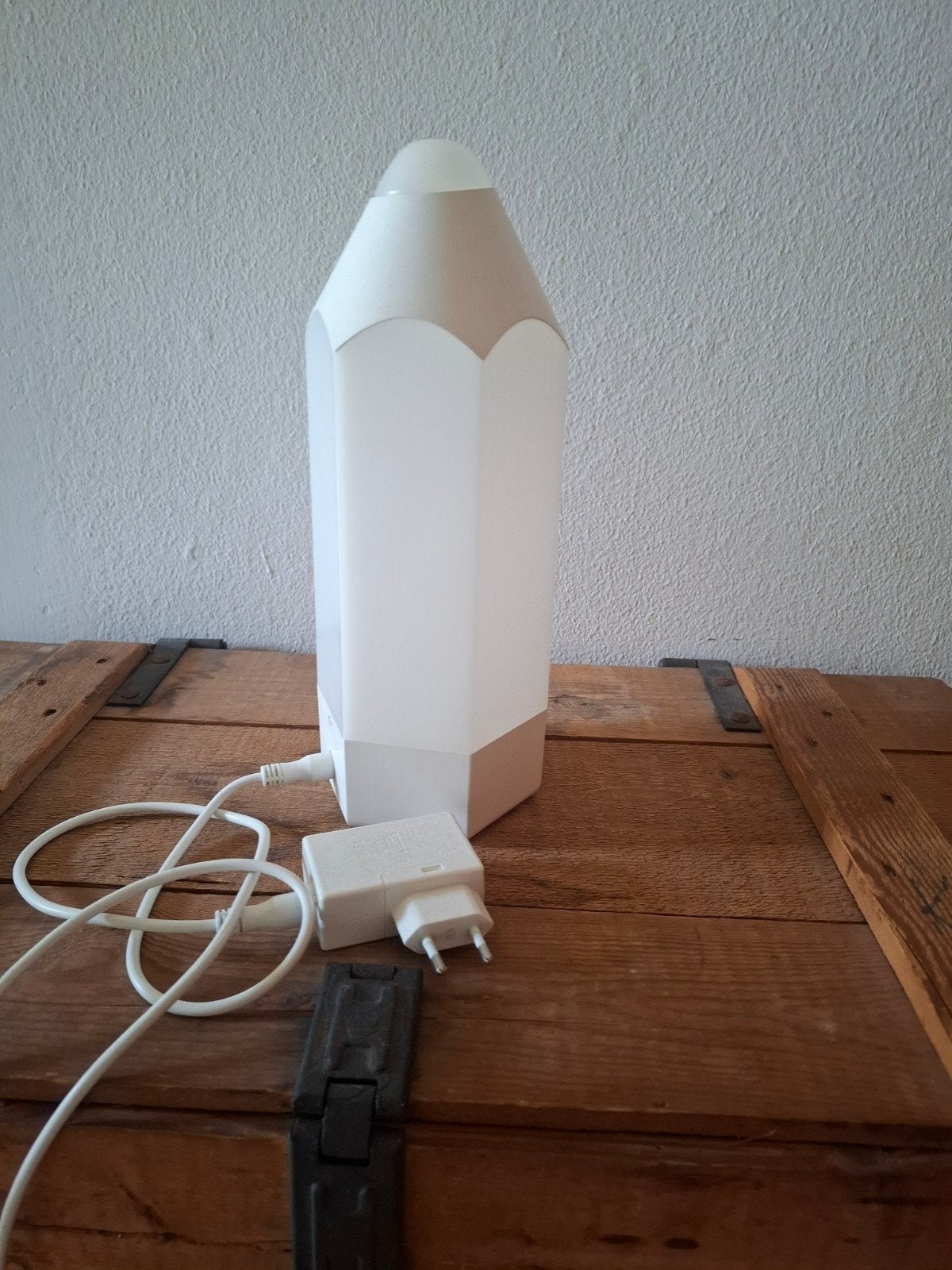 Leuke ikea potloodlamp met kleurverandering, Huis en Inrichting, Ophalen, Overige merken, Kunststof, Meerkleurig