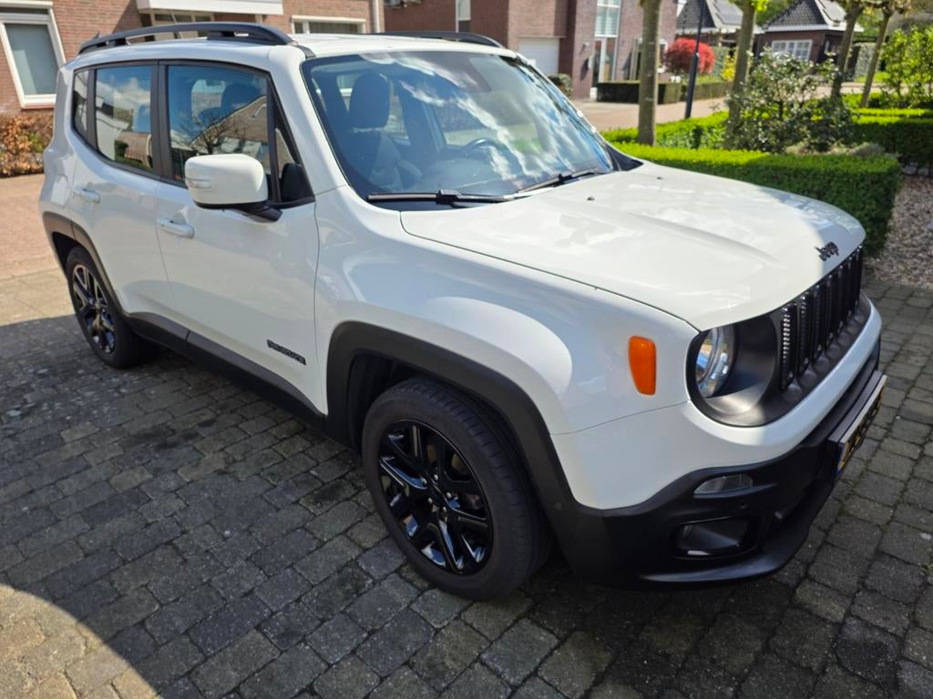 Jeep Renegade Night Eagle 1.4 Multiair Turb., Auto's, Jeep, Voorwielaandrijving, Stof, 4 cilinders, Wit