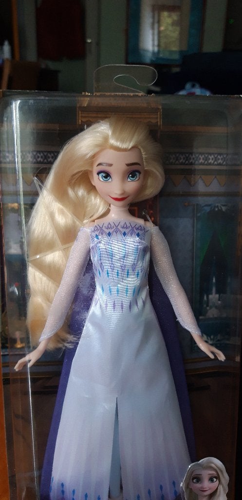 Frozen koninging Elsa pop, Verzenden, Zo goed als nieuw