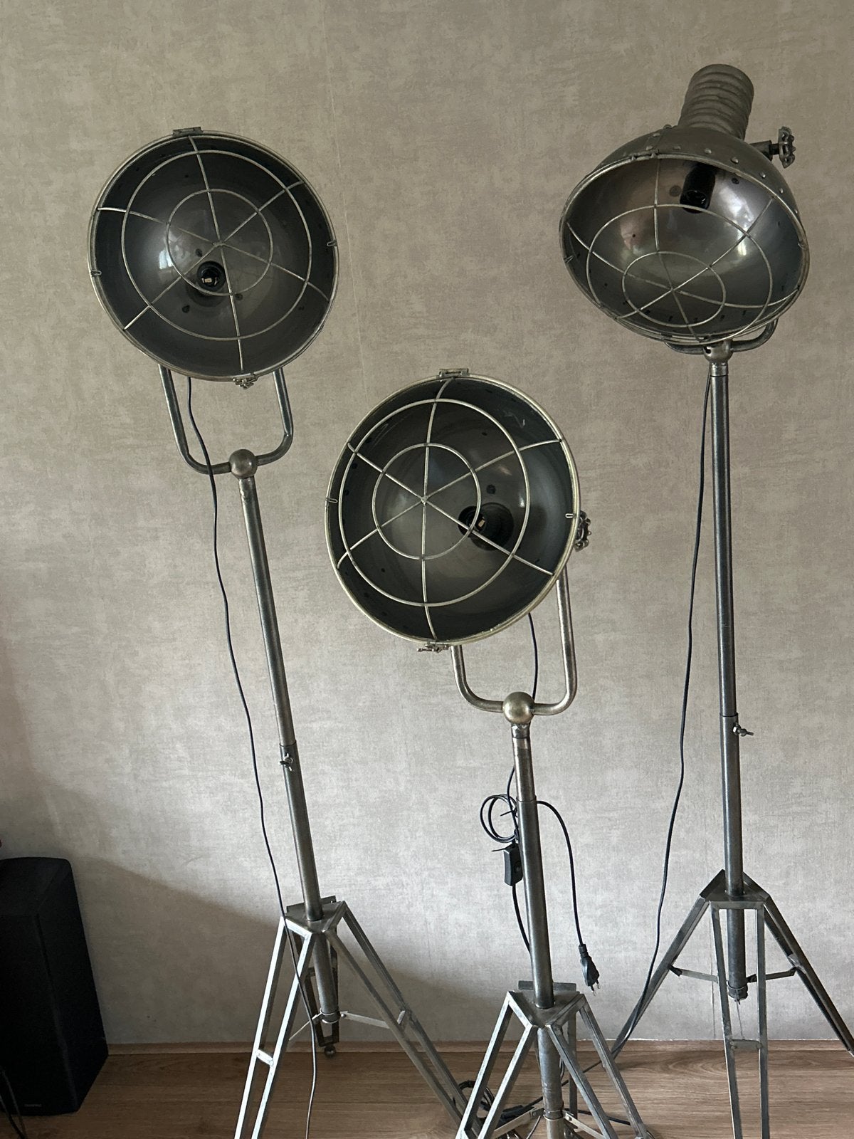 BePureHome industriële vloerlampen (zonder fitting), Huis en Inrichting, Ophalen, Gebruikt, Overige fittingen, Metaal