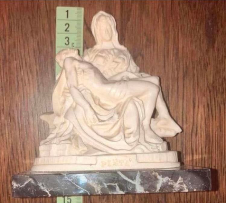 Piëta op marmer mooie Italiaanse uitvoering, Antiek en Kunst, Ophalen of Verzenden