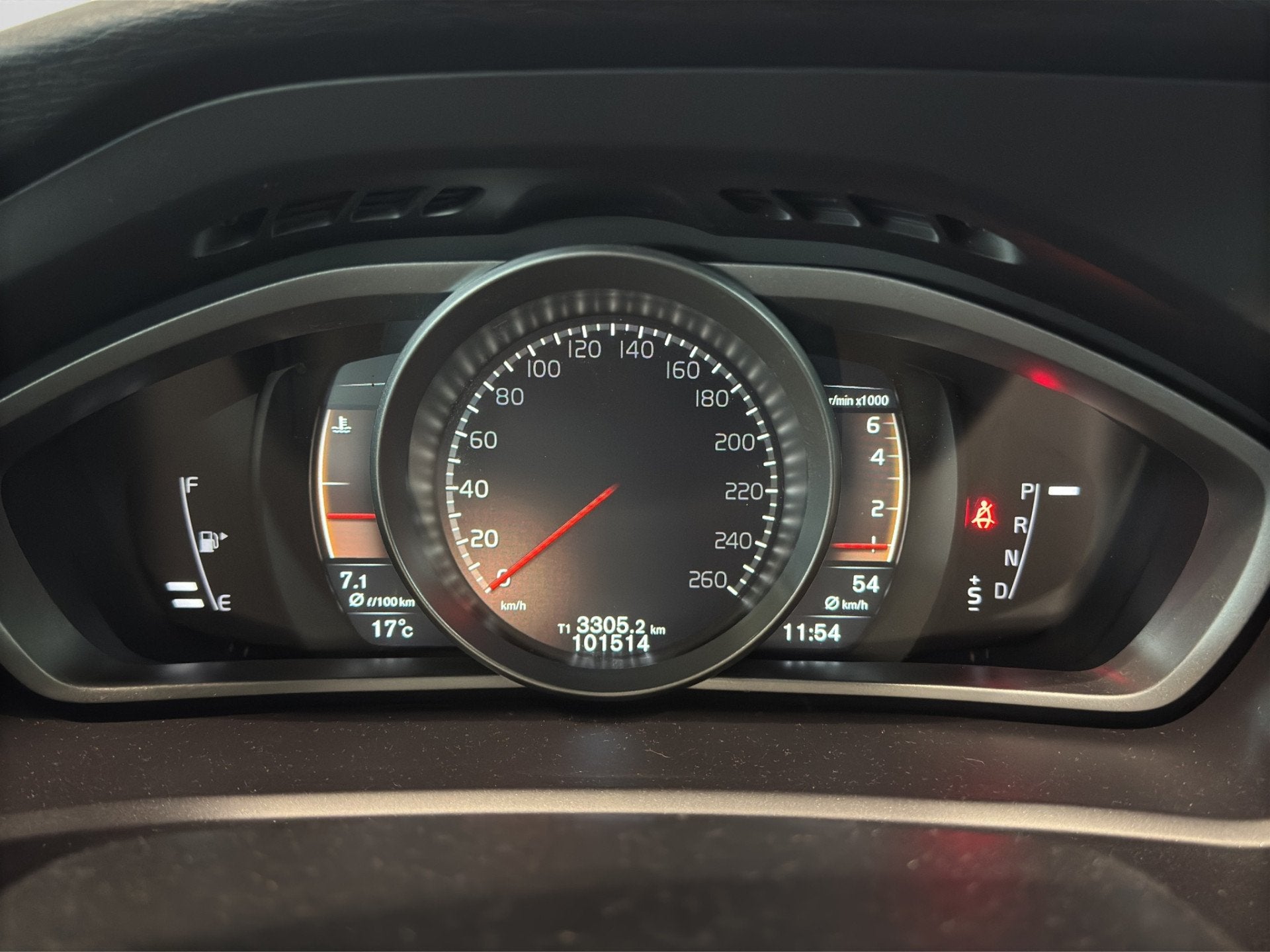 Volvo V40 Cross Country T3 Aut. Dynamic Parkeercamera Stoelv, Stof, 4 cilinders, 700 kg, Origineel Nederlands