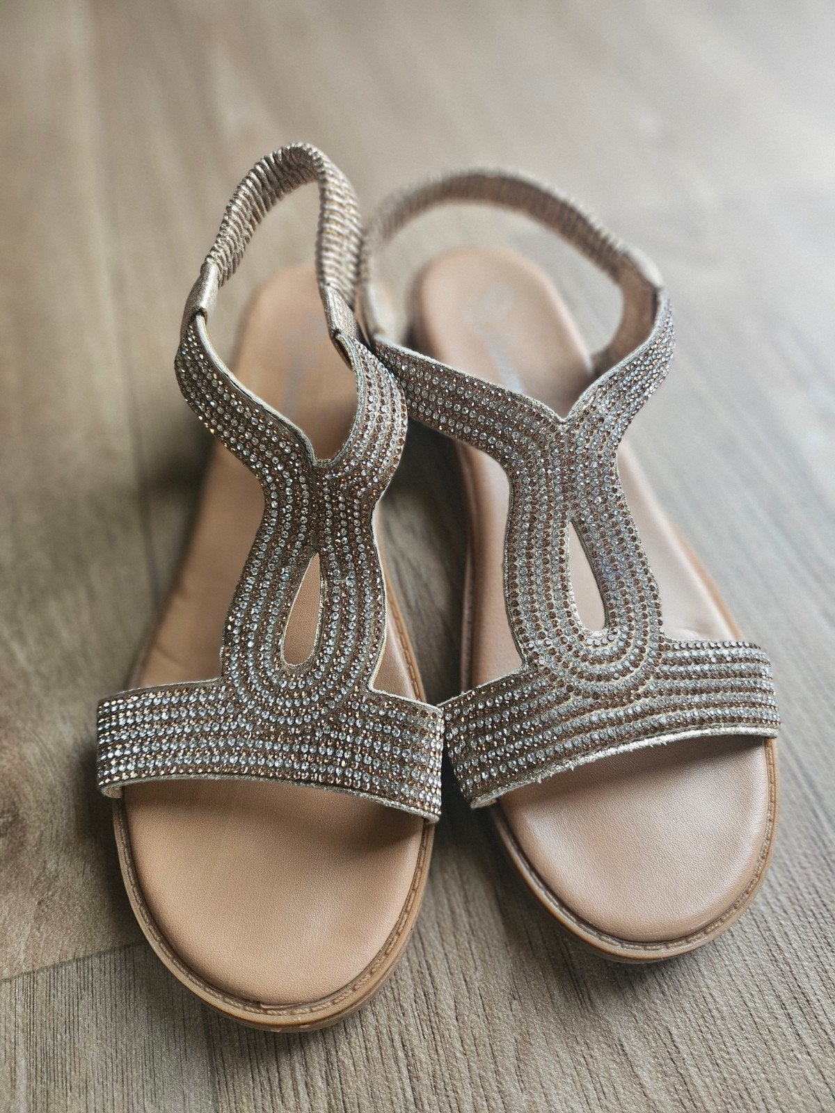 Gouden sandalen met strass steentjes, Overige kleuren, Gedragen, Sandalen of Muiltjes, Ophalen of Verzenden