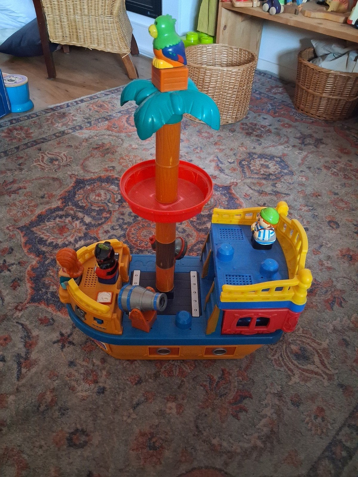 Little People piratenschip, Ophalen
