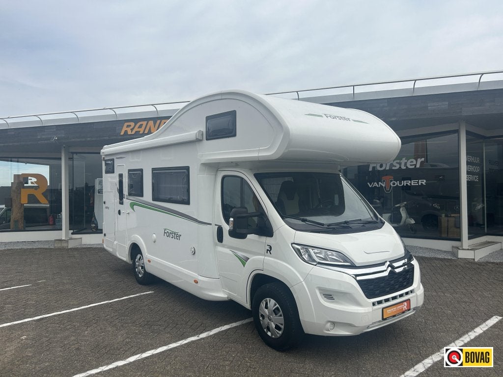 Forster A699 VB Alkoof 6 personen | 160PK, Caravans en Kamperen, Campers, Overige merken, Alkoof, Ringverwarming, Koelkast