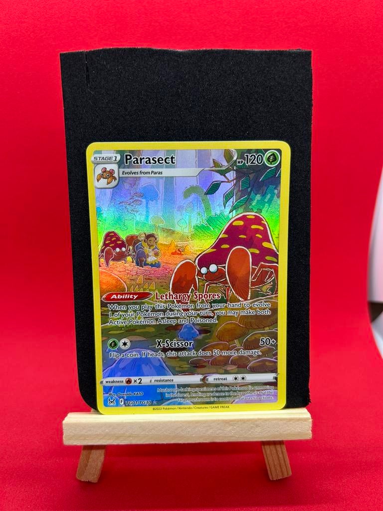 Pokémon Parasect TG01 Trainer Gallery Lost Origin Full Art, Ophalen of Verzenden, Zo goed als nieuw