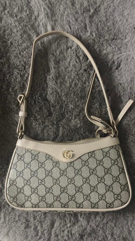 Gucci tasje, Ophalen, Zo goed als nieuw, Zwart, Schoudertasje