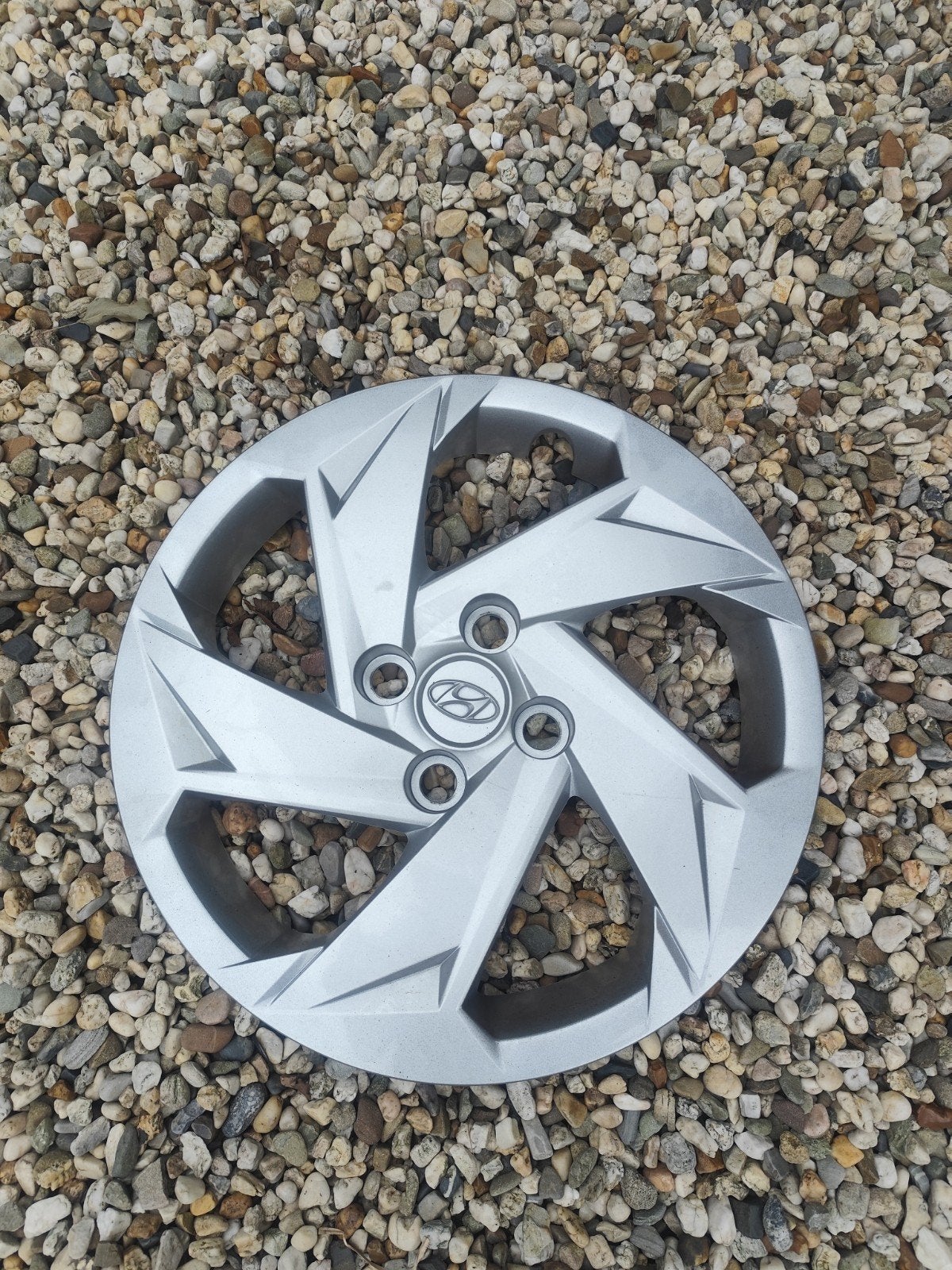 TE KOOP HYUNDIA WIELDOPPEN 15 INCH, Ophalen of Verzenden