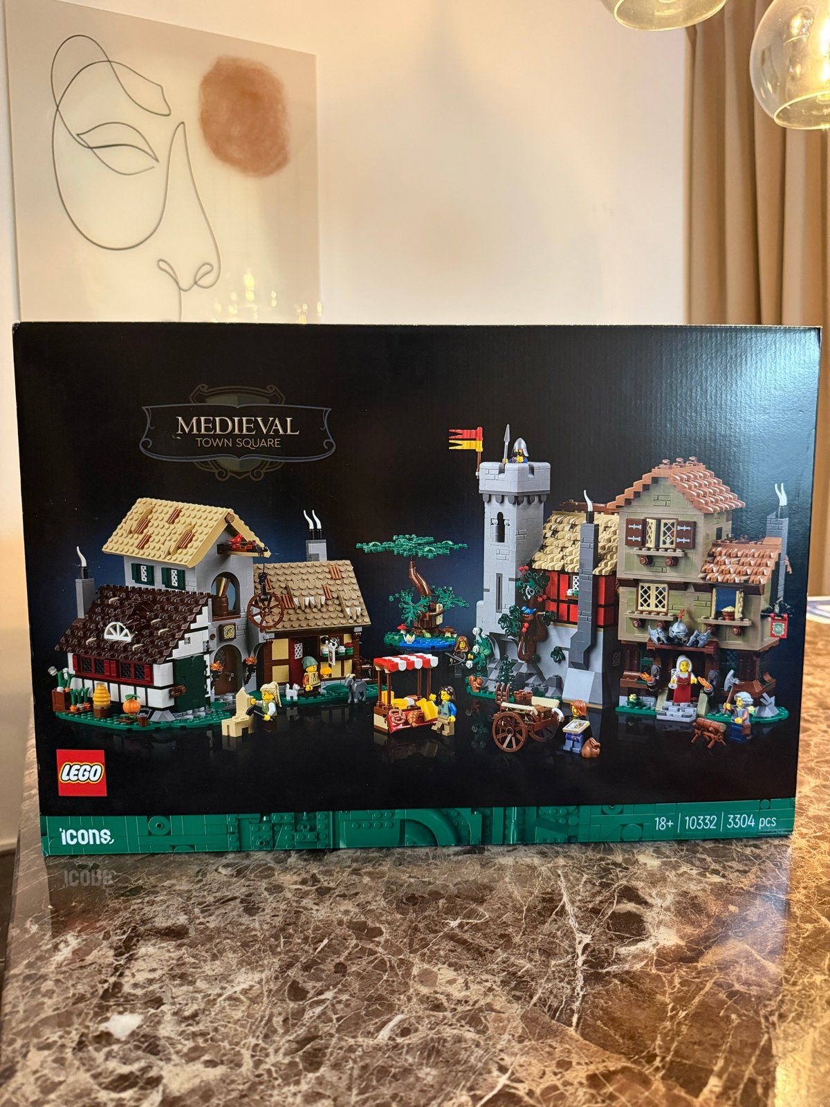 Lego Icons 10332 Medieval Town Square - Nieuw en Sealed, Kinderen en Baby's, Speelgoed | Duplo en Lego, Nieuw, Lego, Complete set