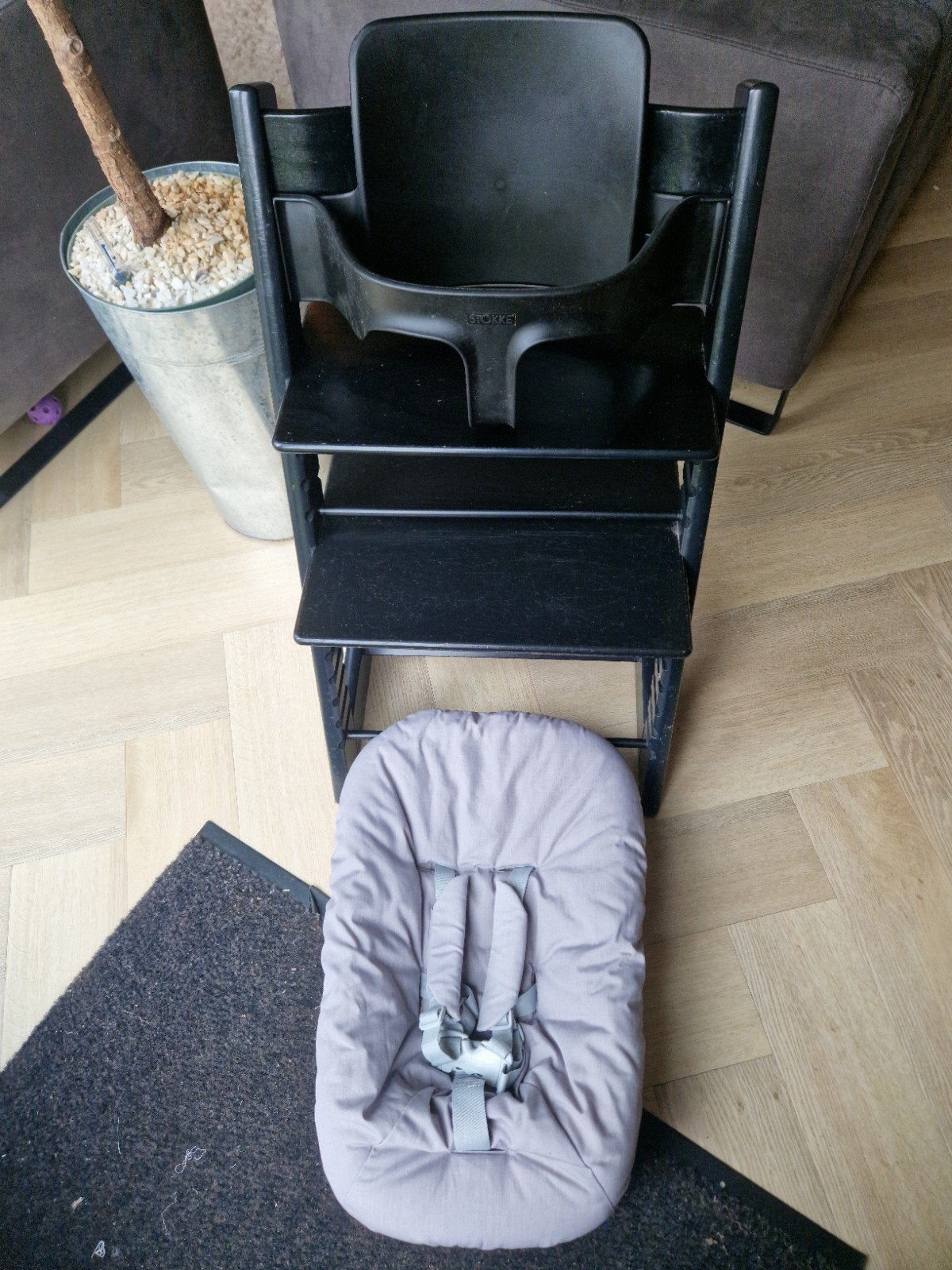 zwarte stokke tripp trapp + babyset en newborn, Ophalen of Verzenden, Meegroeistoel, Aanschuifbaar