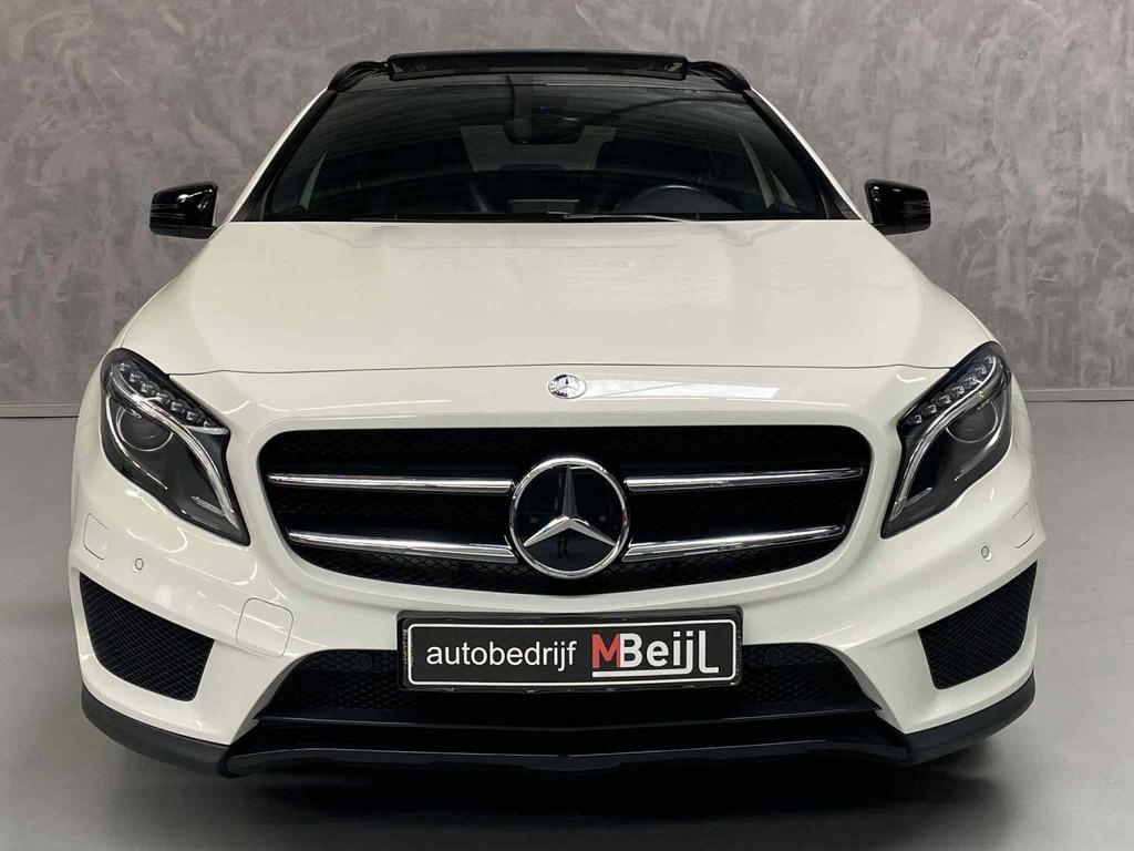 Mercedes-Benz GLA-klasse 200 Edition 1 /AMG /Pano /Stoeverwa, Gebruikt, Euro 6, 715 kg, Wit