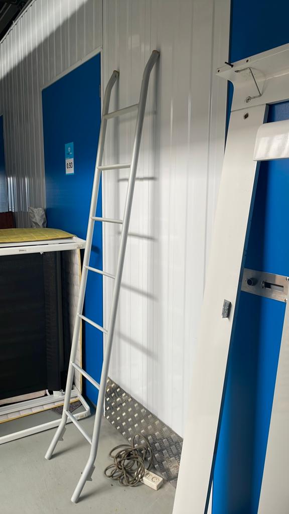 Ikea boekenkast trap, Ophalen, Zo goed als nieuw, Rolsteiger of Kamersteiger, 2 tot 5 meter