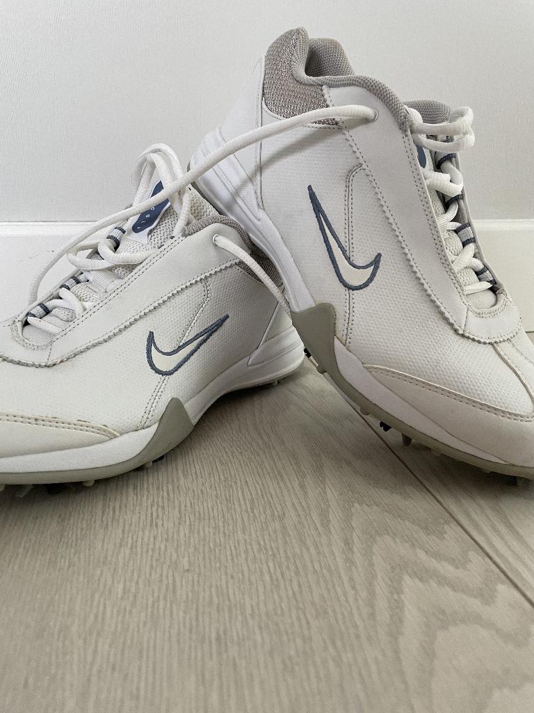 Prachtige Nike Air Golf damesschoenen - maat 39., Sport en Fitness, Golf, Ophalen of Verzenden, Nieuw, Schoenen, Overige merken