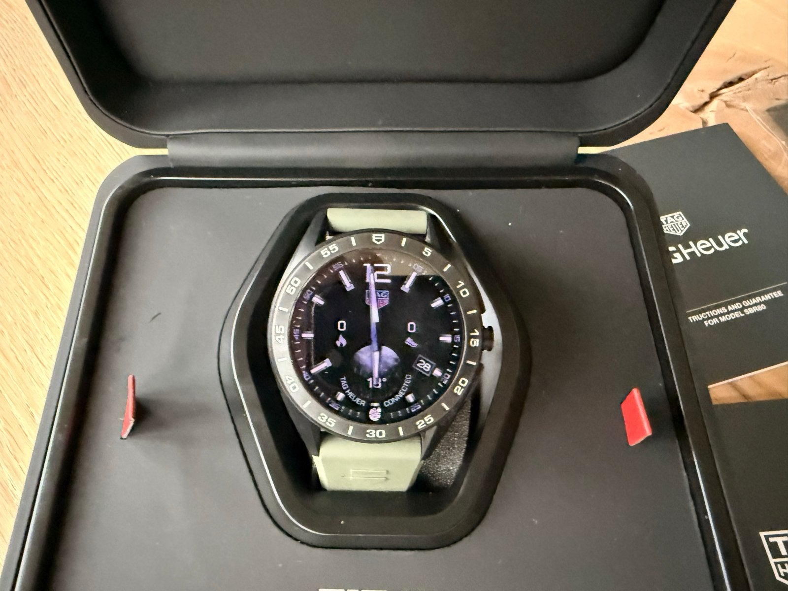 TAG Heuer Connected e4 titanium 45 mm  - Zo goed als nieuw