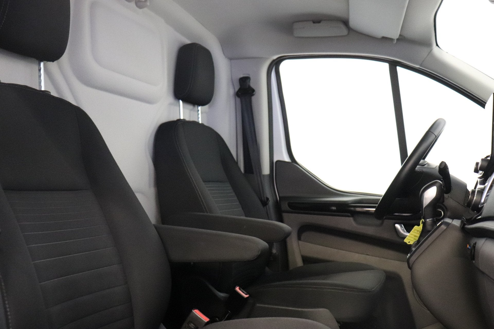Ford Transit Custom 2.0 TDCI 130PK L2H2 Automaat EURO 6 - Ai, 2095 kg, Stof, 4 cilinders, Wit