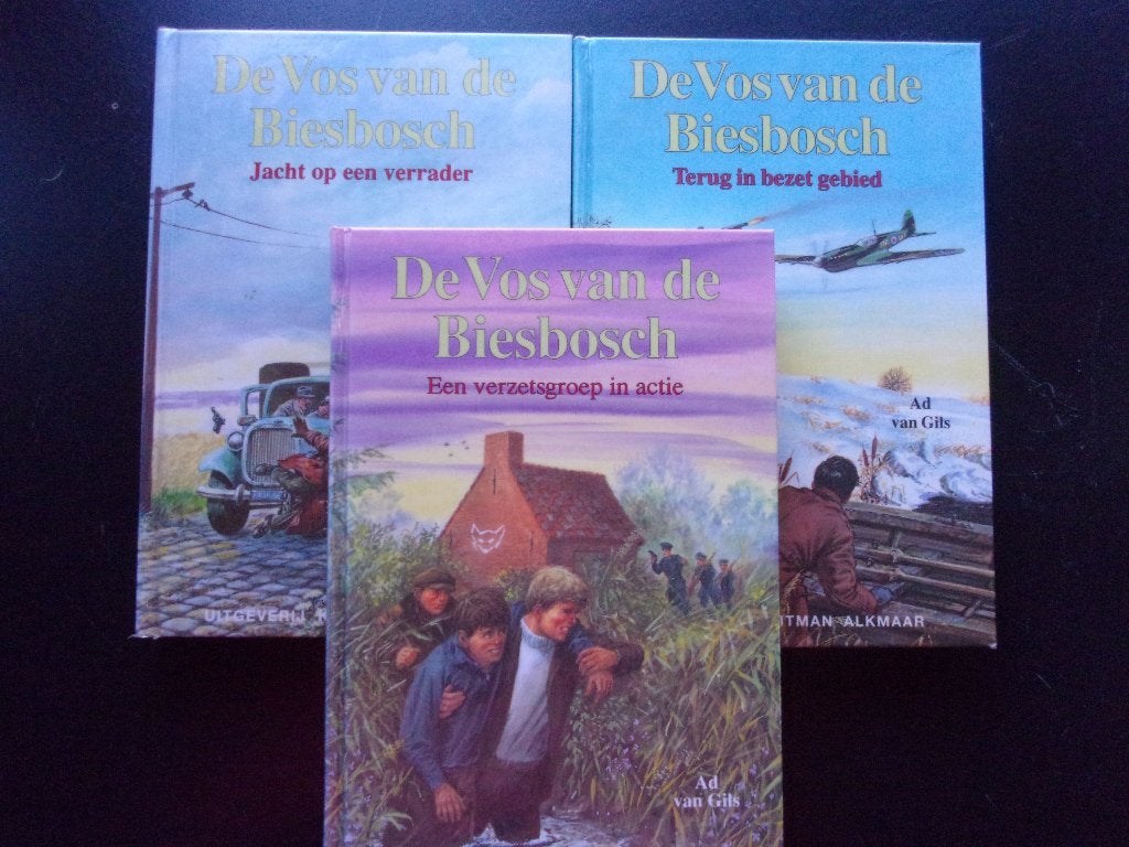 3 DELEN: DE VOS van de BIESBOSCH  (AD van GILS), Boeken, Ophalen of Verzenden, Tweede Wereldoorlog, Zo goed als nieuw, Overige onderwerpen