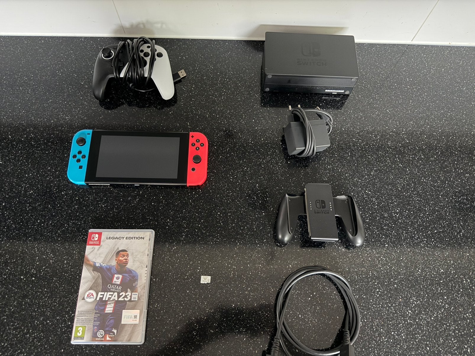 Nintendo Switch v2 | Compleet | Spellen | Accessoires, Spelcomputers en Games, Switch 2019 Upgrade, Met 2 controllers, Ophalen of Verzenden