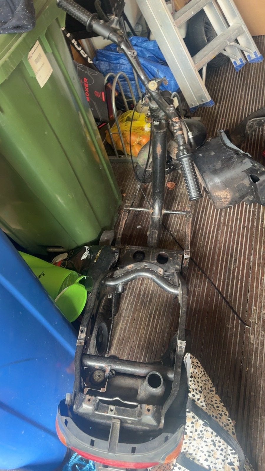 Piaggio fastrider frame, Ophalen, Zo goed als nieuw, Benzine