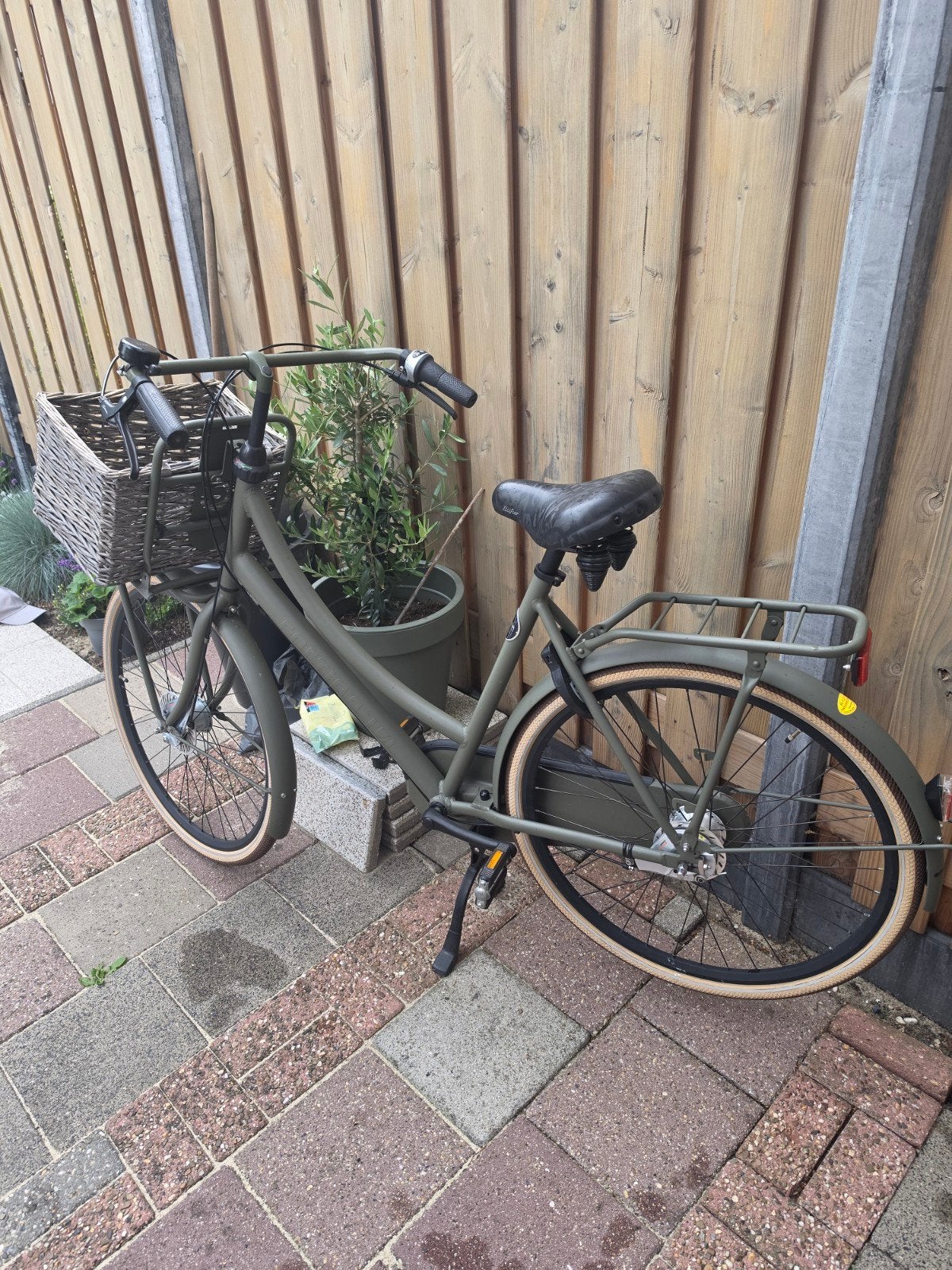 Cortina U4 Transportfiets 28inch Mat Groen 7 Versnellingen, Versnellingen, 56 cm of meer, Zo goed als nieuw, Trommelrem