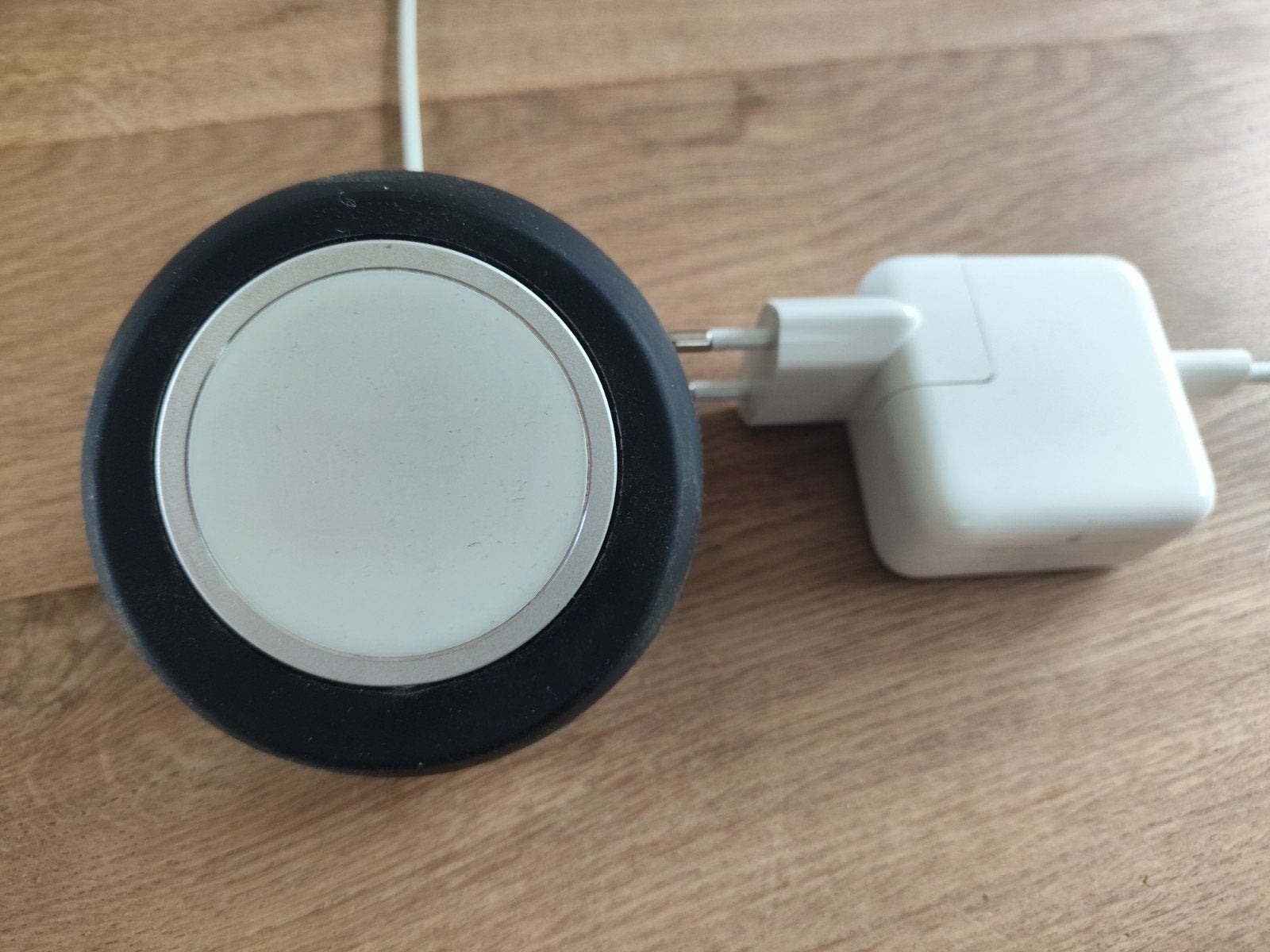 Draadloze oplader met adapter voor Apple apparaten, Telecommunicatie, Mobiele telefoons | Telefoon-opladers, Ophalen, Draadloze oplader