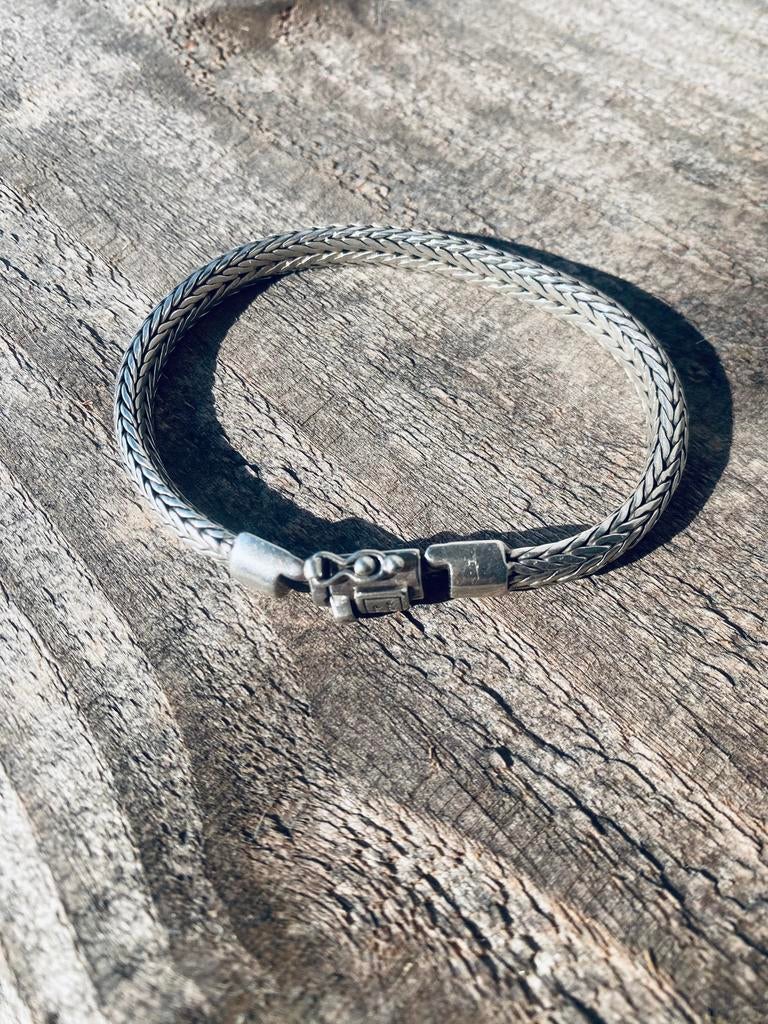 Buddha to buddha armband, Sieraden, Tassen en Uiterlijk, Armbanden, Ophalen, Zo goed als nieuw, Zilver