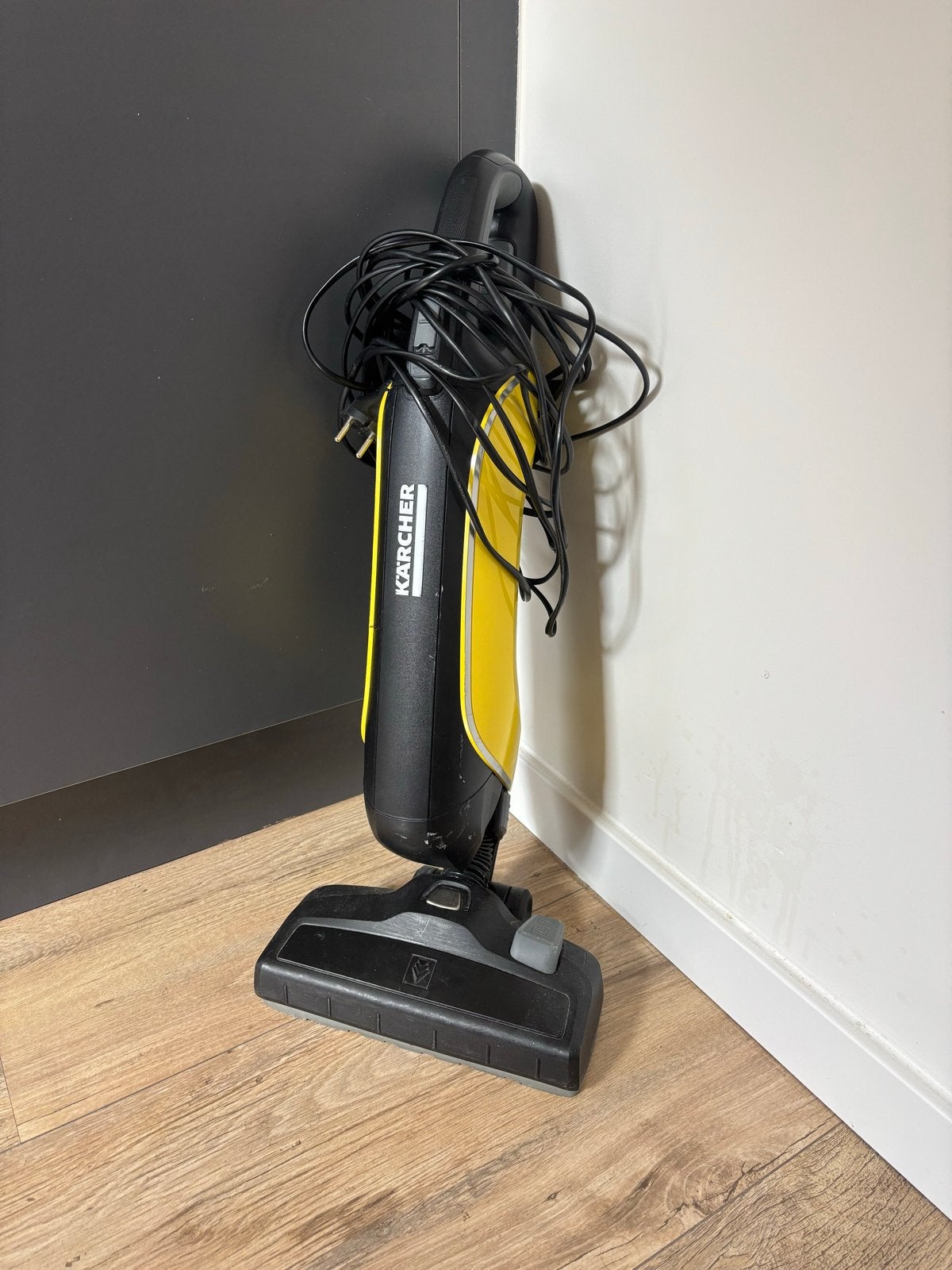 Karcher stofzuiger - Goede staat, buis defect, Ophalen, Gebruikt, Steelstofzuiger, Kärcher