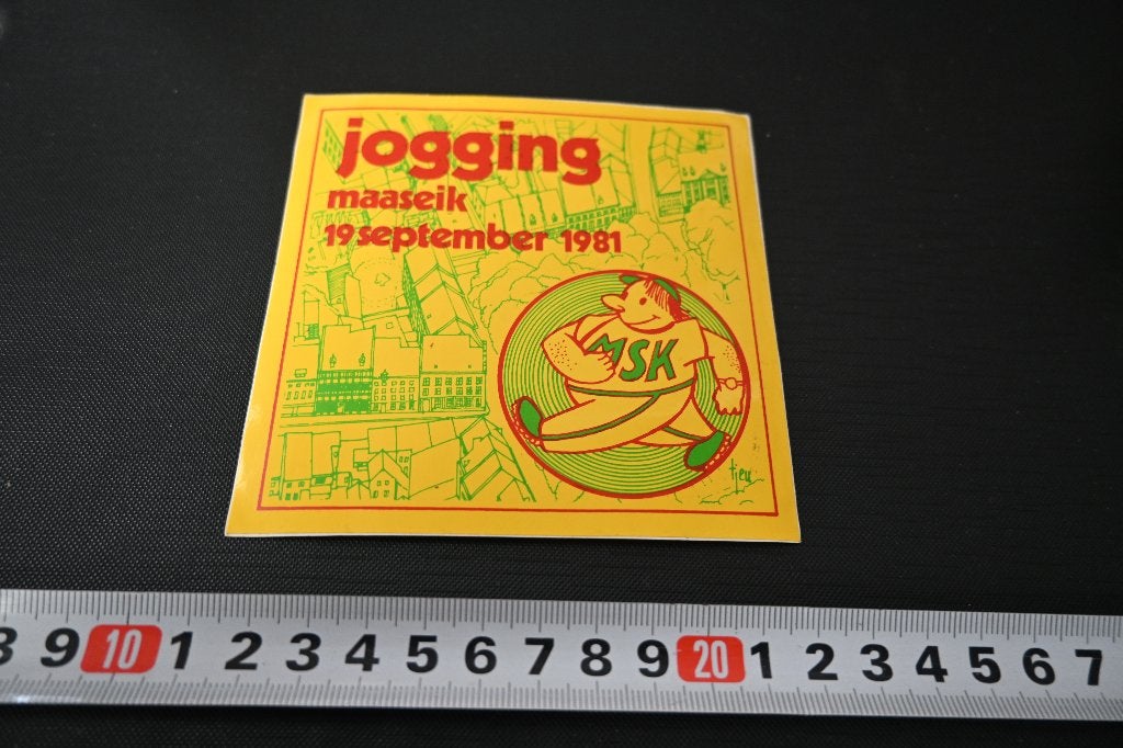 sticker België Maaseik Jogging 1981  MSK, Ophalen of Verzenden, Zo goed als nieuw
