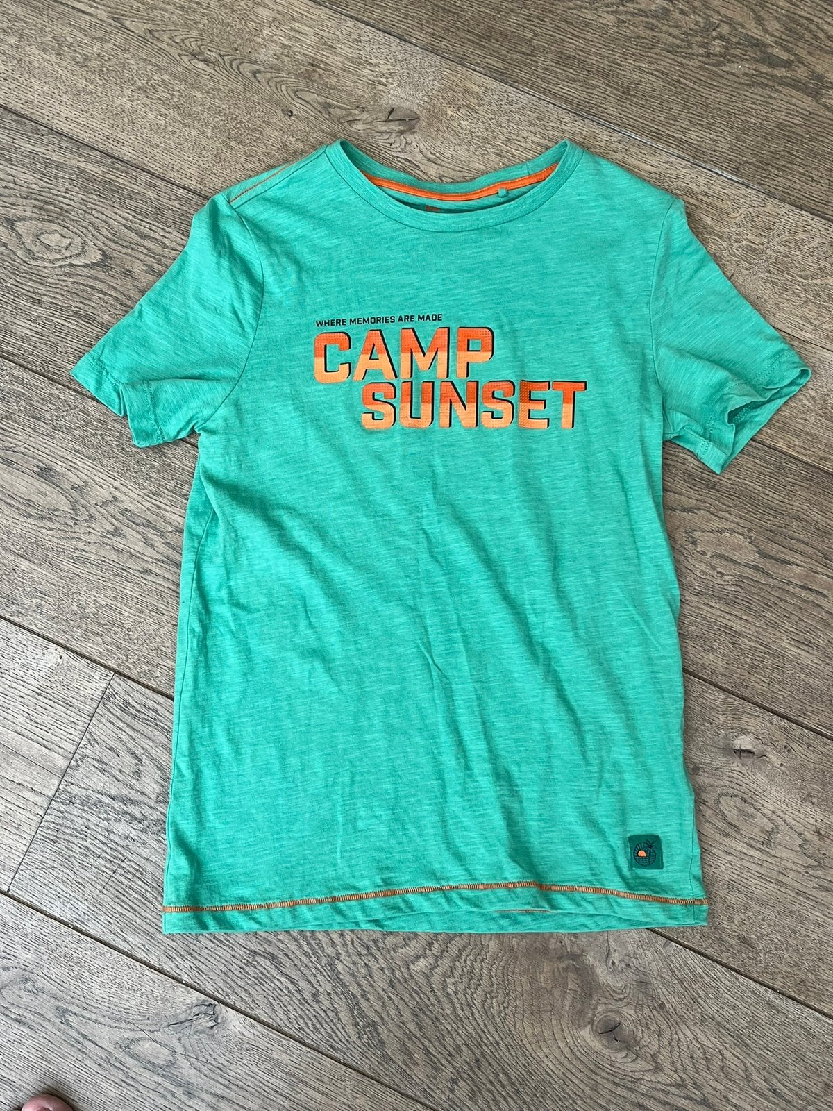Nieuw groen WE shirt camp sunset 146-152, Kinderen en Baby's, Kinderkleding | Maat 146, WE, Jongen of Meisje, Nieuw, Ophalen of Verzenden