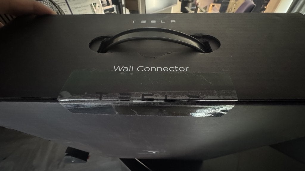 Nieuw In Doos: Tesla Wall Charger Gen 4 (met factuur), Auto diversen, Laadpalen, Ophalen, Nieuw, Laadpaal en Laadkabel
