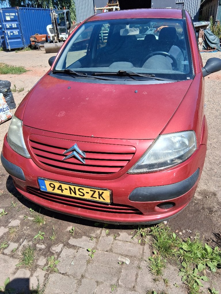 Citroën C3 1.4 I 2004 Rood, Auto's, Voorwielaandrijving, Stof, Origineel Nederlands, Handgeschakeld