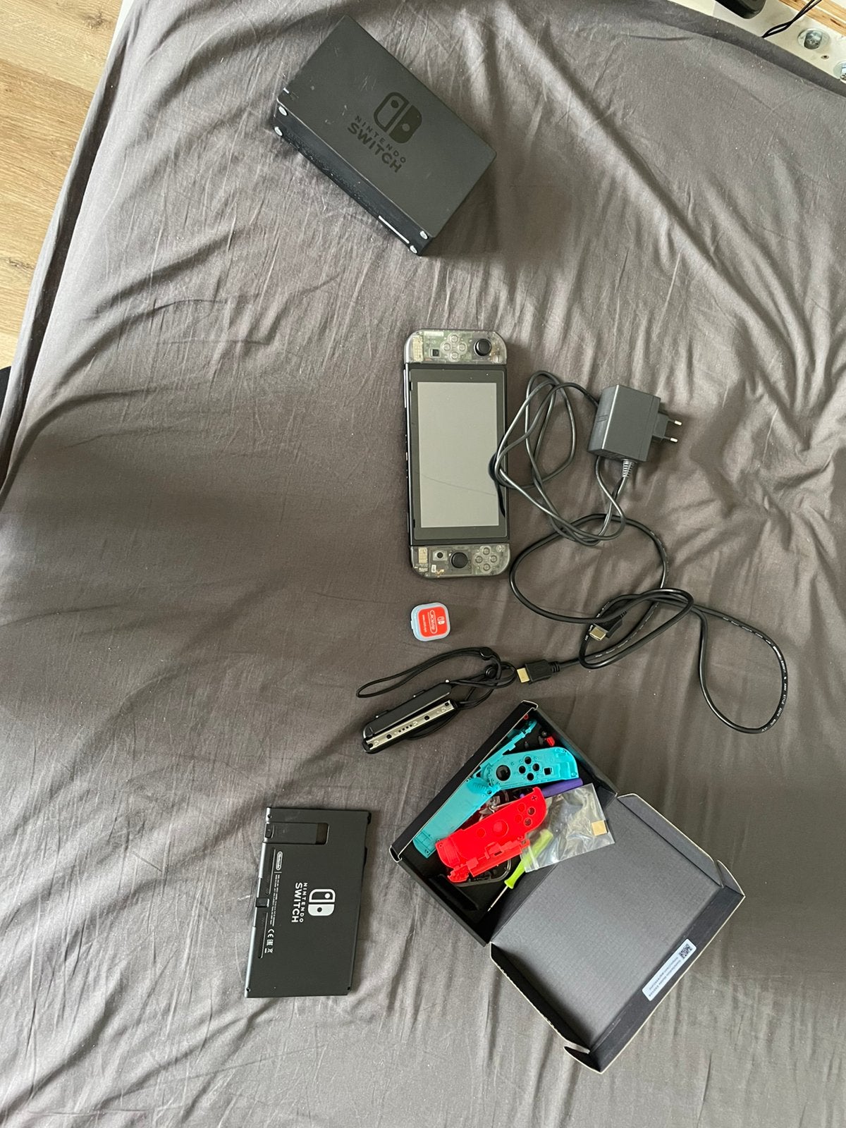 Unpatched nintendo switch met veel extra’s, Spelcomputers en Games, Spelcomputers | Nintendo Switch, Ophalen, Met 2 controllers
