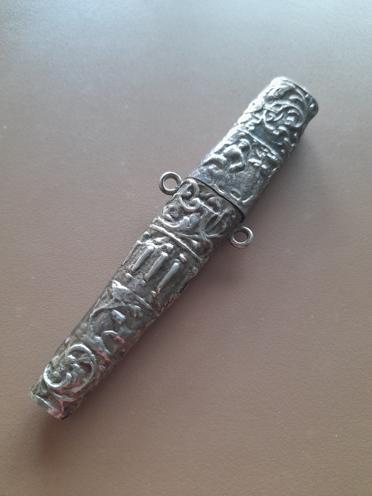 Antieke Zilveren Naaldenkoker met Oude Figuren, 19e Eeuw, Antiek en Kunst, Antiek | Goud en Zilver, Ophalen of Verzenden