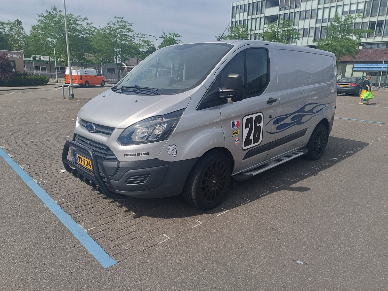 Te koop fijne Ford Transit Custom., Buscamper of Camperbus, Ford, Tot en met 2, 7 tot 12 maanden geleden