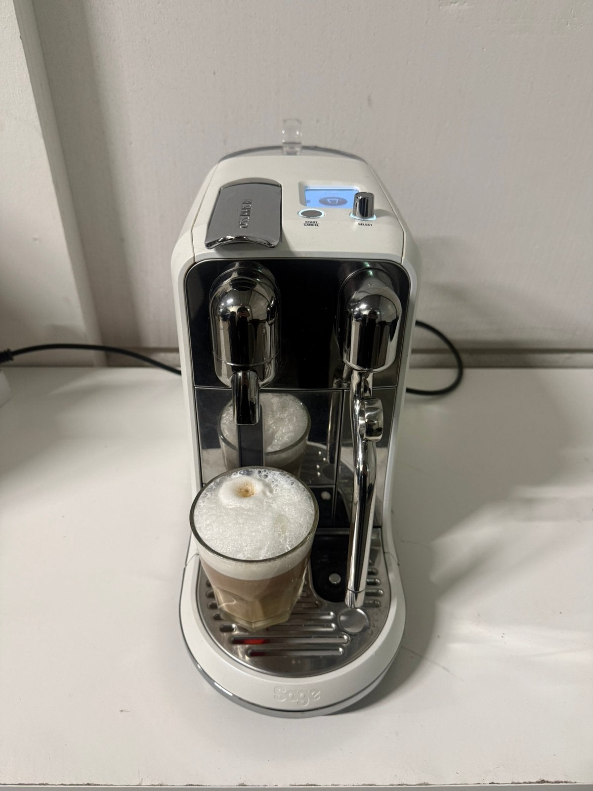 Sage Creatista Plus Wit Nespresso, Ophalen, Koffiepads en cups, Koffiemachine, Zo goed als nieuw