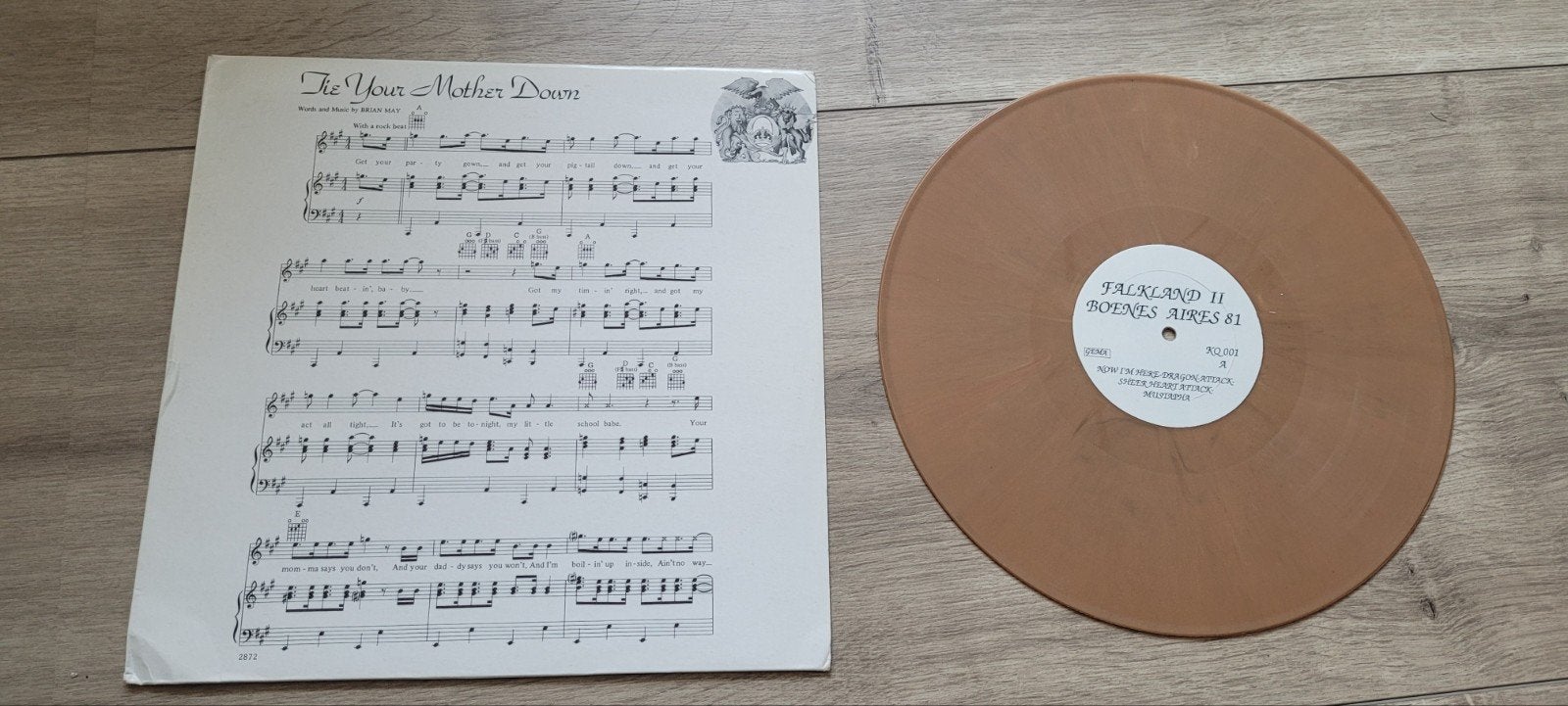 Queen bootleg Tie your mother down, Ophalen of Verzenden, Zo goed als nieuw, 12 inch, Poprock
