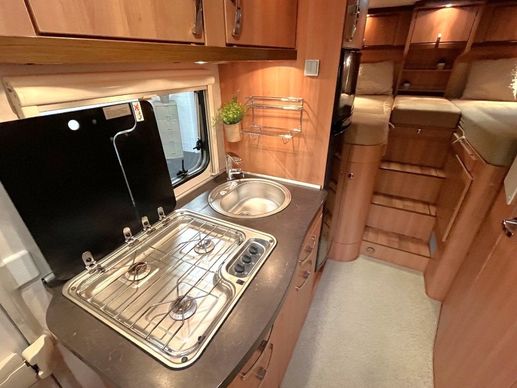Foto 18 van Fiat Ducato 2.3 Hymer T674 Enkele Bedden / Euro5 / 86.000 km