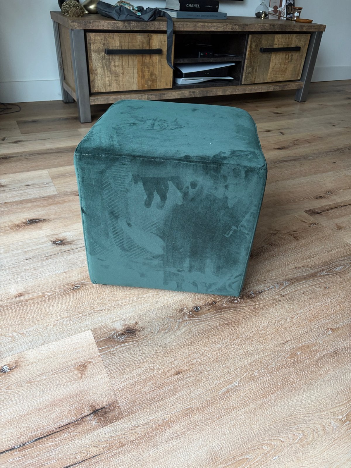 Fluwelen Groene Poef - Stijlvol en Comfortabel, Minder dan 50 cm, Gebruikt, Vierkant, Ophalen of Verzenden