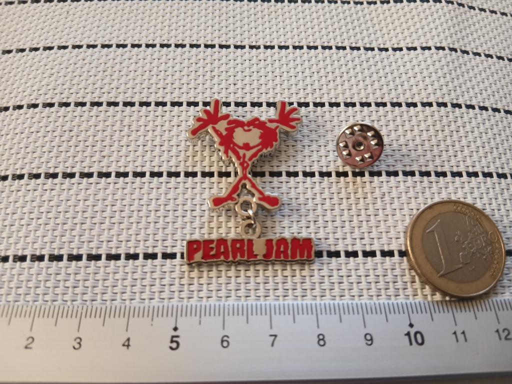Pearl Jam  pin speld met Pearl Jam logo als hanger ad pin, Verzenden, Nieuw, Overige typen