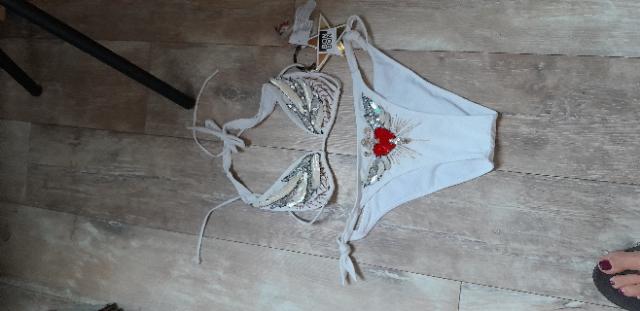 BONBON witte triangel bikini mt M NIEUW + kaartje, Kleding | Dames, Ophalen of Verzenden, Nieuw, Wit, Bikini