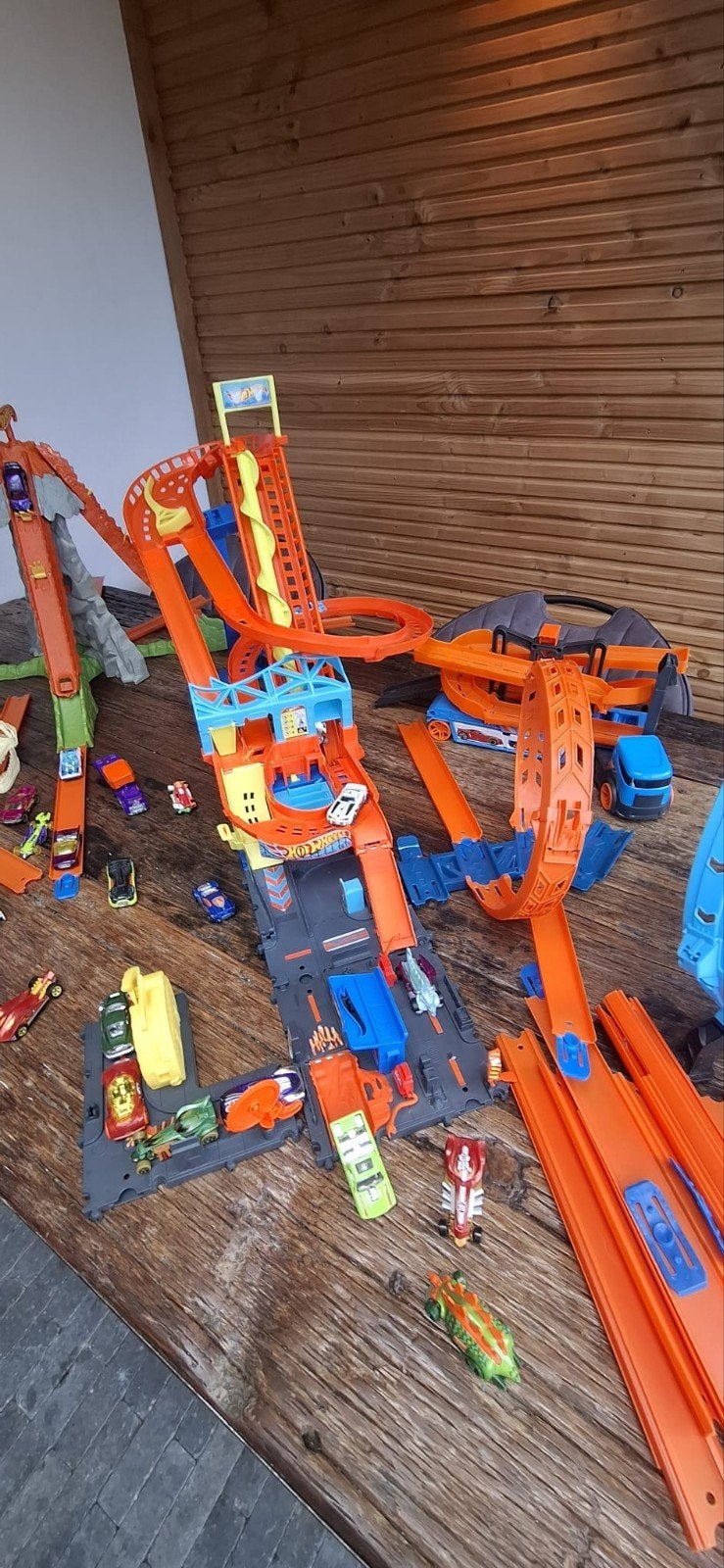 Grote Hot Wheels Baanset met Auto's - Zo goed als nieuw, Ophalen, Zo goed als nieuw