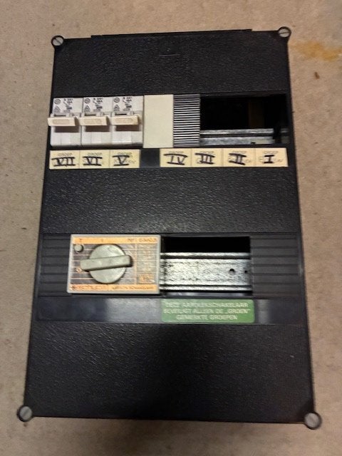 groepenkast en onderdelen, Doe-het-zelf en Verbouw, Elektra en Kabels, Ophalen, Gebruikt, ABB, Groepenkast