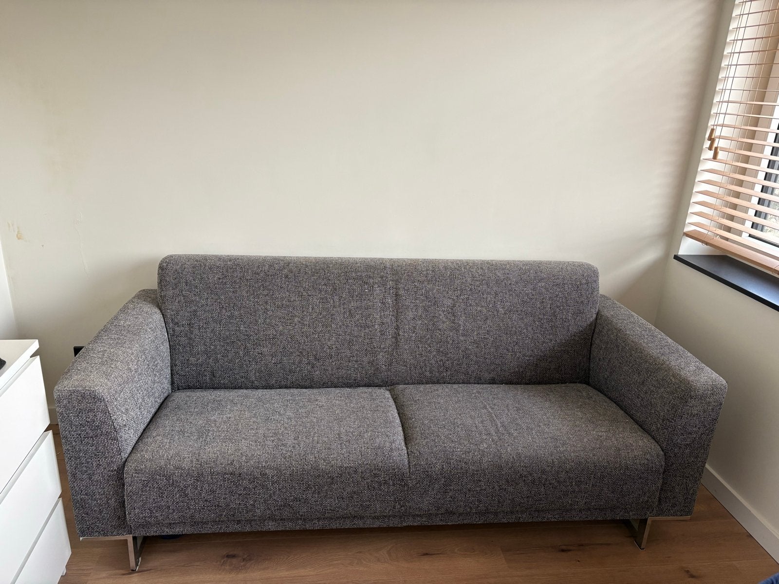 Montel 2-zitsbank - Zo goed als nieuw - Grijze stof, 150 tot 200 cm, Tweepersoons, 75 tot 100 cm, Ophalen of Verzenden