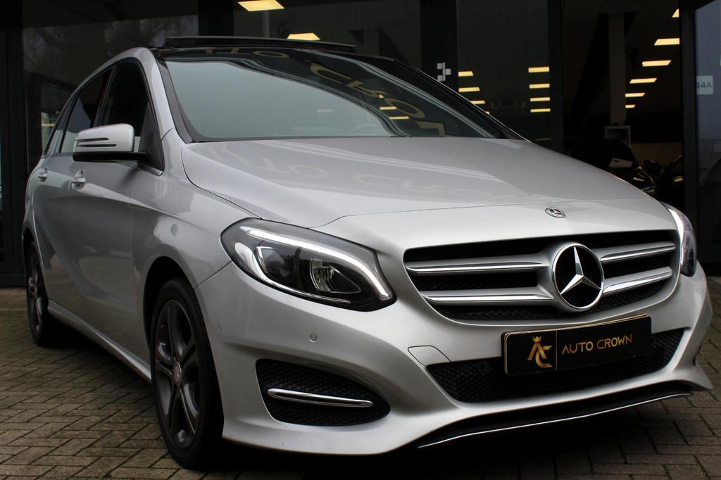 Mercedes-Benz B-klasse 180 Ambition AUT. Pano Schuifdak Stoe, 1325 kg, Gebruikt, Euro 6, 4 cilinders