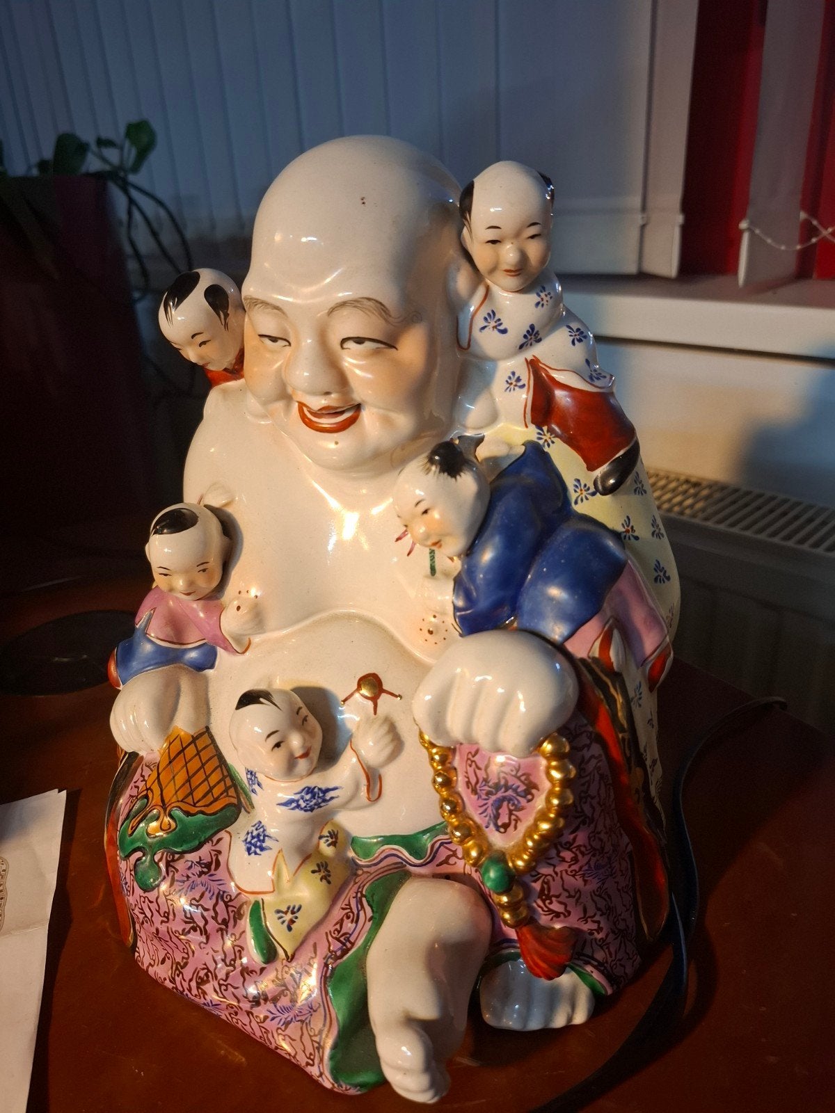 Lachende Boeddha met kinderen - Puntgaaf - 26 cm hoog, Ophalen