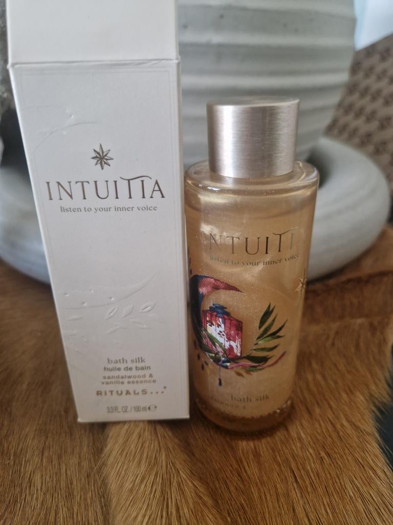 Rituals Intuitia Bath Silk - Sandalwood & Vanilla, Sieraden, Tassen en Uiterlijk, Uiterlijk | Lichaamsverzorging, Ophalen of Verzenden