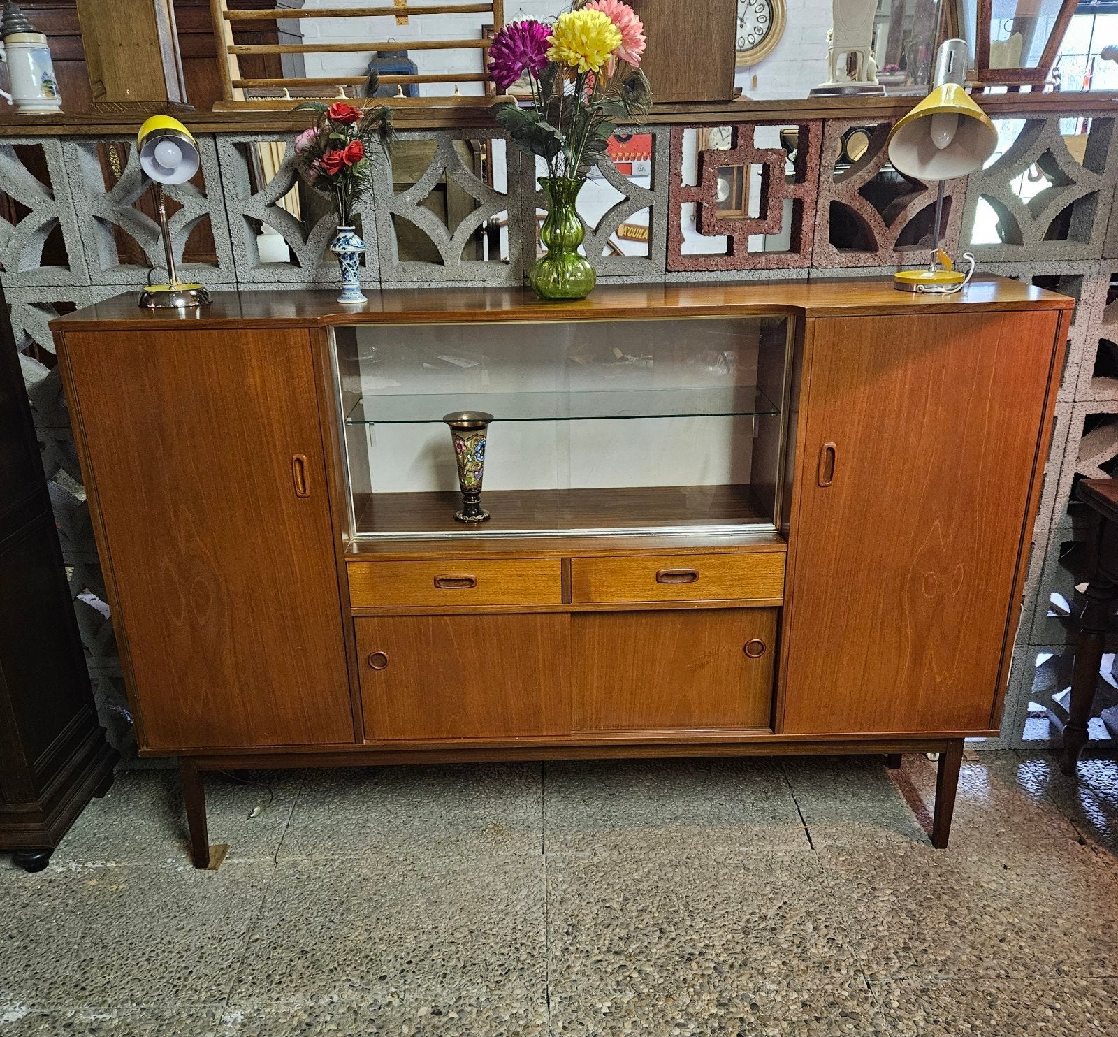 Scandinavisch wandmeubel / dressoir - vintage teak, Ophalen