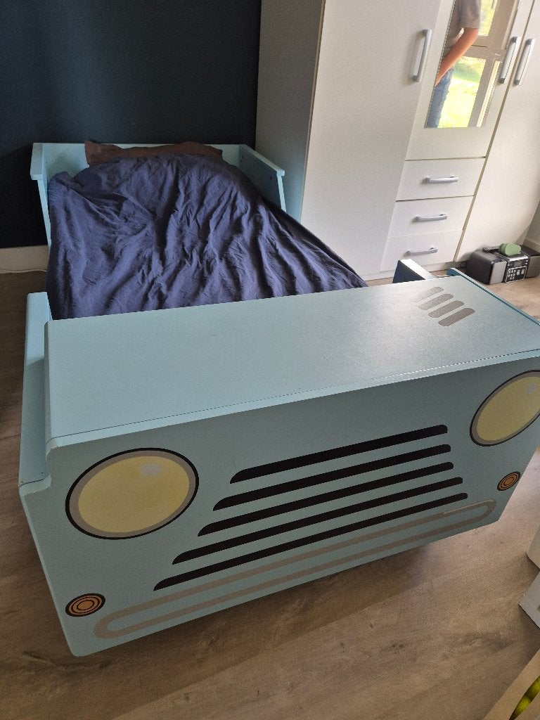 Autobed+bureau +bureaustoel voor kinderkamer, Ophalen, 85 tot 100 cm, Gebruikt, Lattenbodem