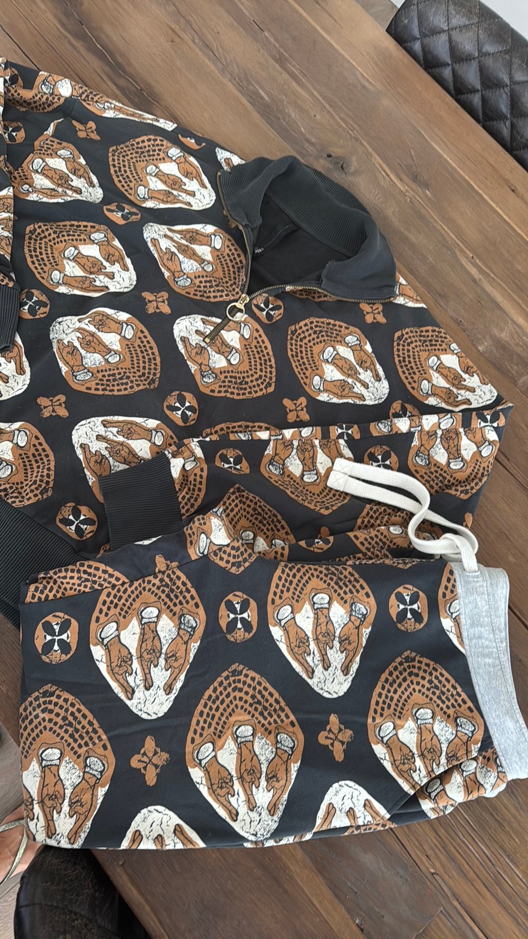 10 days joggingpak broek en trui, Kleding | Dames, Ophalen of Verzenden, Zo goed als nieuw, Maat 42/44 (L), Zwart