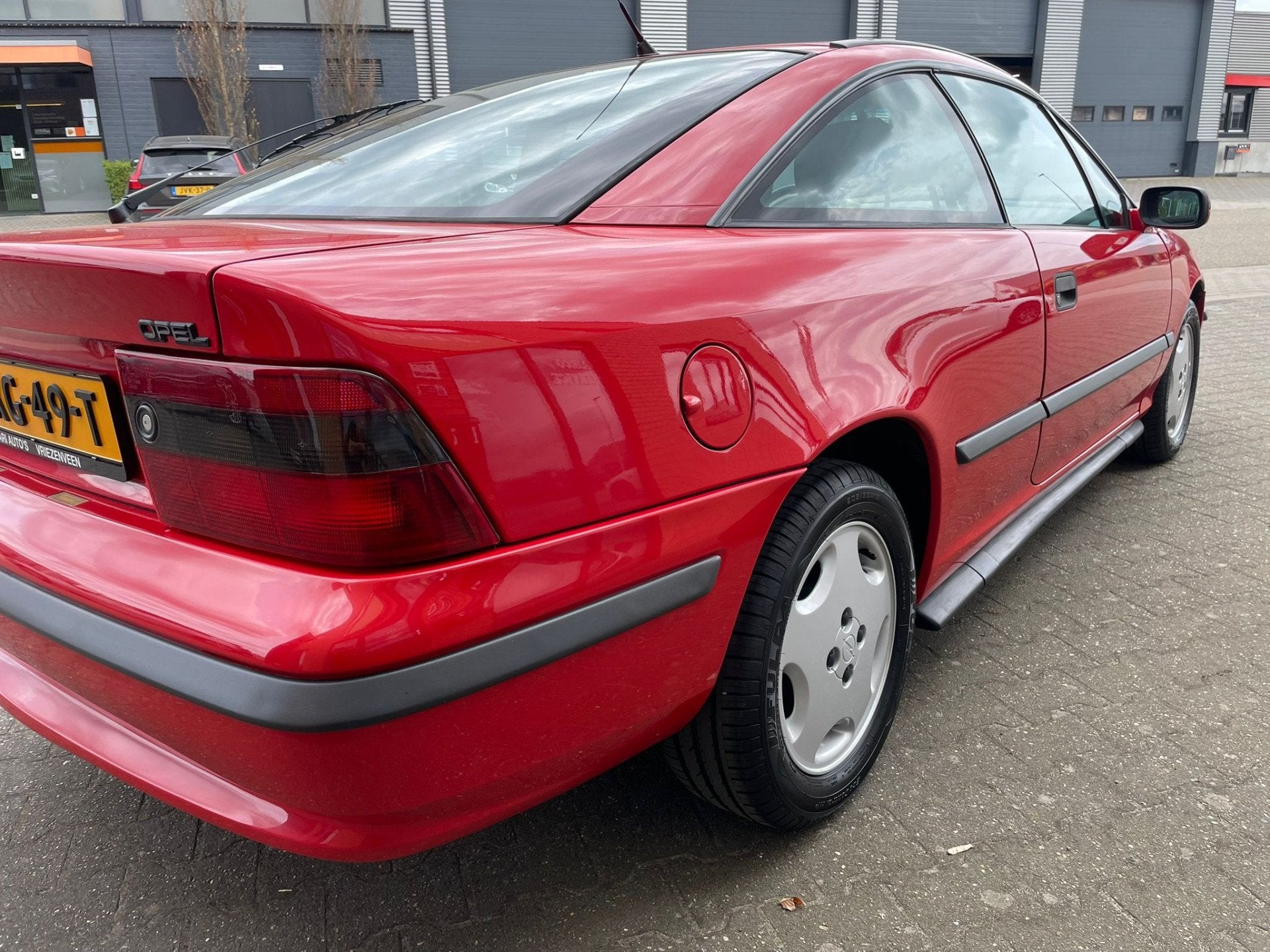 Opel Calibra 2.0i Bloedrood en bloedmooi (bj 1992), foto 3